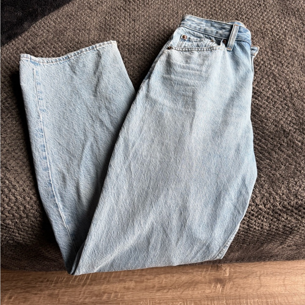 Abercrombie & Fitch Light Blue High-Rise Loose Jeans